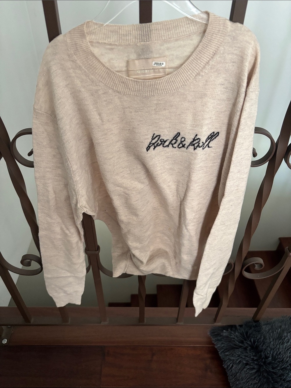 Zadig & Voltaire Light Beige Crewneck Knit Sweater

Wool and Cashmere